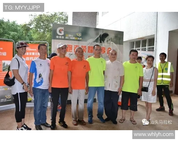 各国足球明星齐聚一堂展现风采与荣耀的盛会 各国足球明星齐聚一堂展现风采与荣耀的盛会