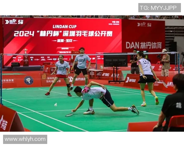 深圳羽毛球队进攻战术解析及其在羽毛球热点中的影响 深圳羽毛球队进攻战术解析及其在羽毛球热点中的影响