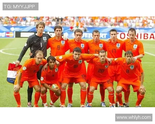 荷兰足球明星扬迈的传奇旅程与辉煌成就解析 荷兰足球明星扬迈的传奇旅程与辉煌成就解析